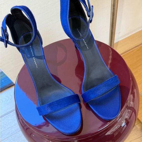 NWOB Giuseppe Zanotti Neyla Ponyhair 85mm Heel Sandal - Picture 3 of 8